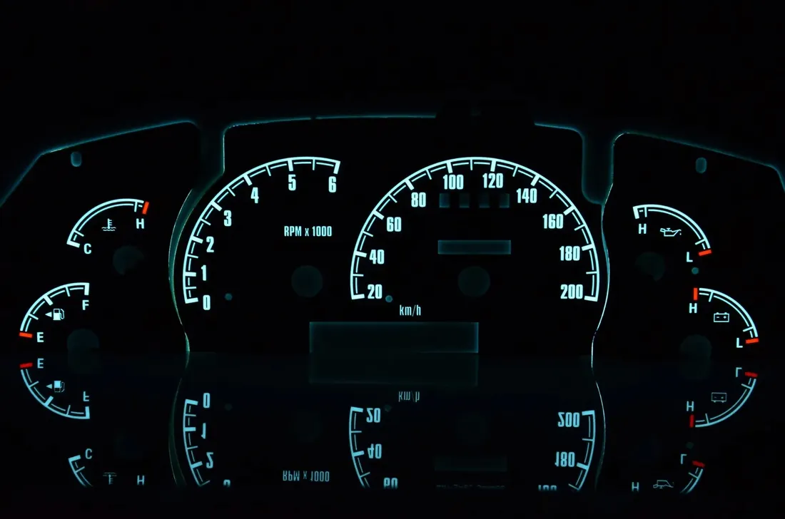 tarcze-indiglo-do-licznika-ford-explorer