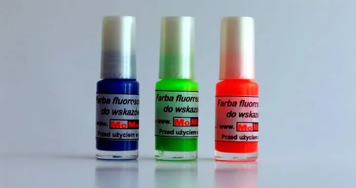farba-farbka-fluorescencyjna-do-wskazowek-niebiesk-stan-nowy-waga-z-opakowaniem-0-1-kg