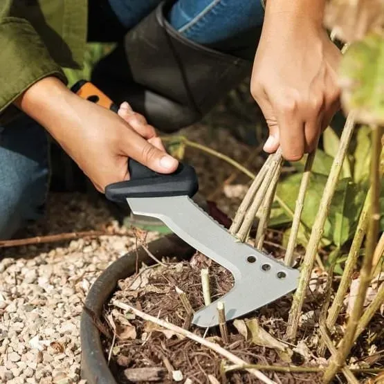 tasak-solid-fiskars-kod-producenta-23