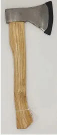 siekiera-z-drewnianym-trzonkiem-05-kg