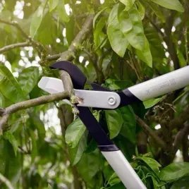 sekator-dzwigniowy-nozycowy-s-powergear-x-lx92-fiskars