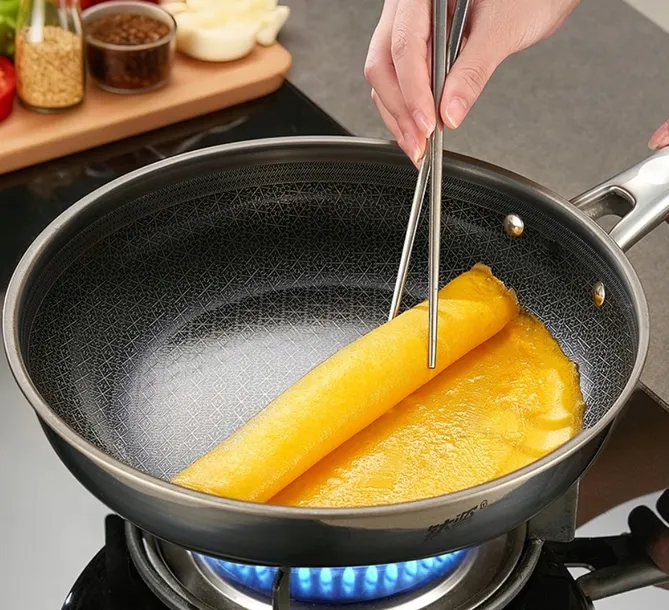 wok-stal-nierdzewna-28-cm-stan-nowy-marka-bez-marki