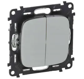 legrand-valena-allure-lacznik-swiecznikowy-aluminium-755821-7-558-21