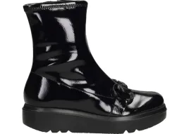 wonders-botki-a-2820-36-krinkle-negro-lack