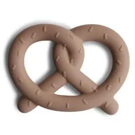 mushie-silikonowy-gryzak-precel-pretzel-natural