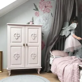 drewniana-komoda-dla-dzieci-charlotte-pudrowy-roz