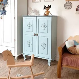 drewniana-komoda-dla-dzieci-charlotte-zgaszony-blekit