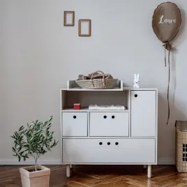 drewniana-komoda-dla-dzieci-river-piaskowy-bez