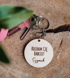 brelok-do-kluczy-na-dzien-babci-kocham-cie-babciu