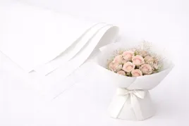 folia-kwiatowa-satynowa-florystyczna-biala-20-arkuszy-58x58cm