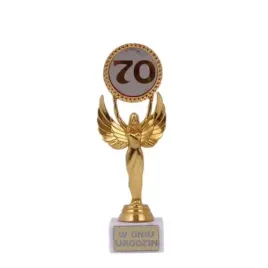 statuetka-wiktoria-puchar-pamiatka-prezent-na-70-urodziny