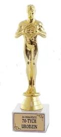 statuetka-wiktor-puchar-pamiatka-prezent-na-70-urodziny