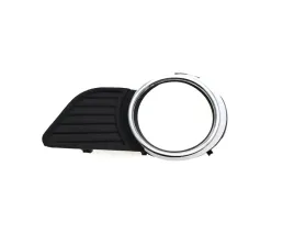 grill-zderzaka-do-toyota-sienna-xl30-2015-2017-52030-08010-prawa-czarny