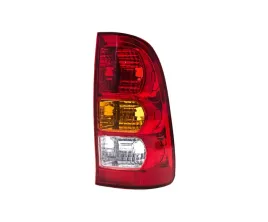 lampa-tyl-do-toyota-hilux-2005-2012-81550-0k010-prawa