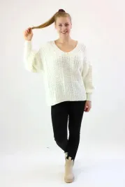cieply-sweter-w-szpic-madlen-kremowy-uni