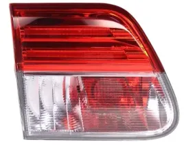 toyota-avensis-t27-12-15-kombi-lampa-tylna-lewa