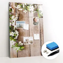 tablica-magnetyczna-do-domu-markery-gratisy-kwiaty-na-deskach-60x90-cm