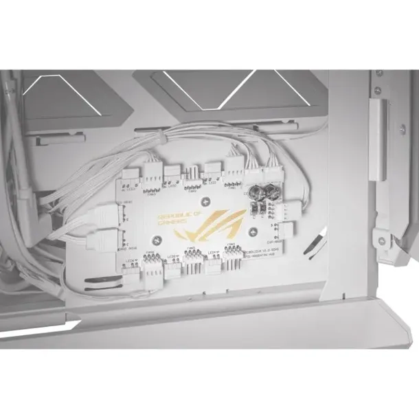 obudowa-asus-gr701-rog-hyperion-white-kod-producenta-4711387173244-producent-asus