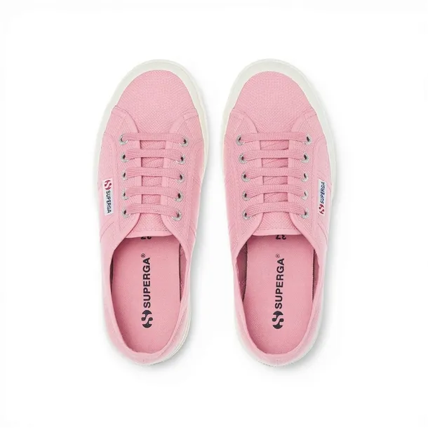 s000010akh-marka-superga