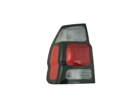 lampa-tyl-do-mitsubishi-pajero-sport-2000-2008-8330a059-lewa