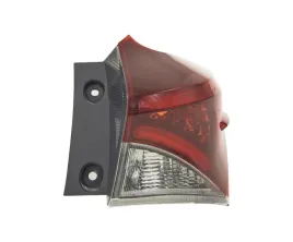 lampa-tyl-do-toyota-auris-e18-2015-2018-8155102a61-prawa