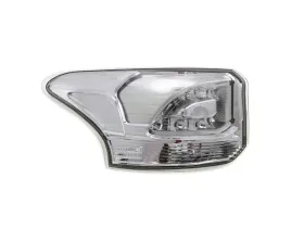 lampa-tyl-do-mitsubishi-outlander-2015-2018-8330a789-lewa-bialy