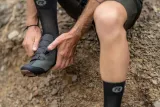 rogelli-mtb-r-400x-buty-rowerowe-zapiecie-zylka