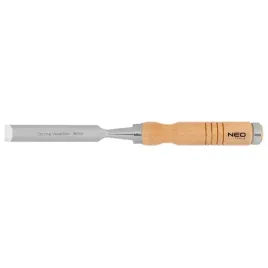 dluto-18-mm-crv-uchwyt-drewniany