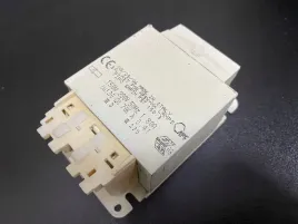 statecznik-do-lamp-wyladowczych-150w-z-ochrona-termiczna-apv-50hz-1-80a