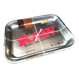 raw-tacka-metalowa-do-skrecania-papierosow-srebrna