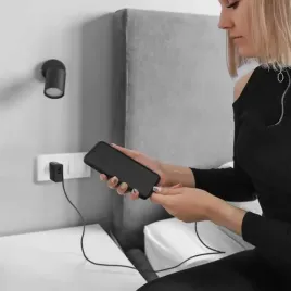 qoltec-ladowarka-super-quick-pd-or-1xusb-c-or-65w-or-5-20v-or-3-3-25a-or-czarna