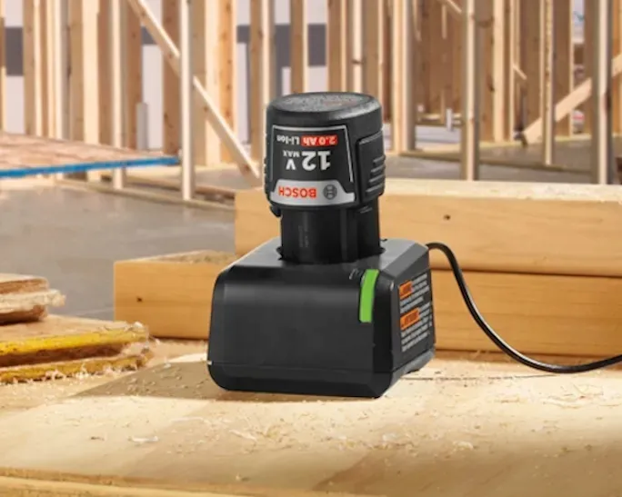 ladowarka-bosch-1600a019r3-12v-marka-bosch-waga-z-opakowaniem-0-45-kg