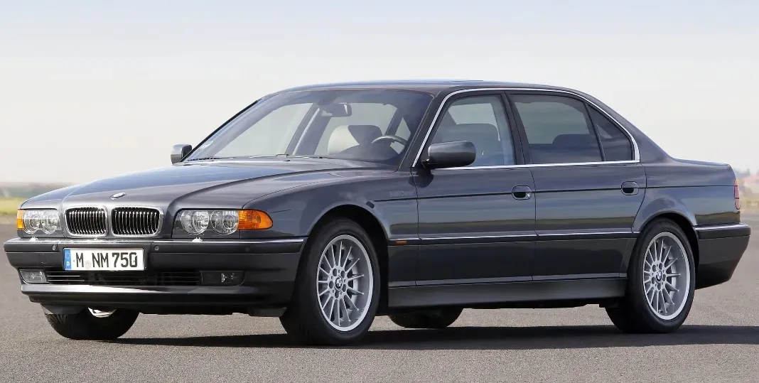 bmw-7-e38-prog-prawy-94-01