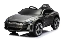 auto-na-akumulator-na-licencji-audi-e-tron-gt-szary-srebrny-blyszczacy