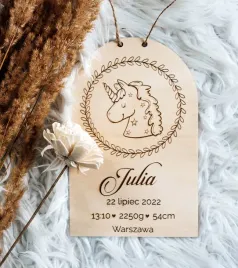 metryczka-drewniana-jednorozec-glowa