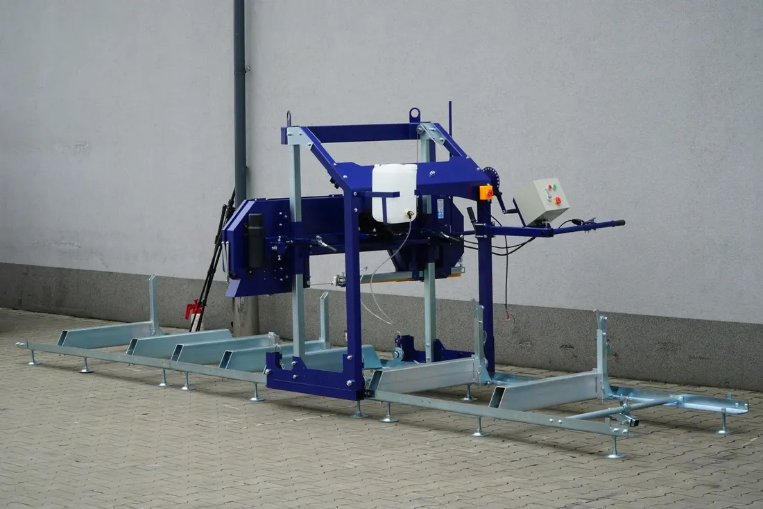 trak-tasmowy-cormak-e810