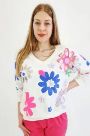 bluza-damska-w-kwiaty-biala-z-chabrowym-s-m