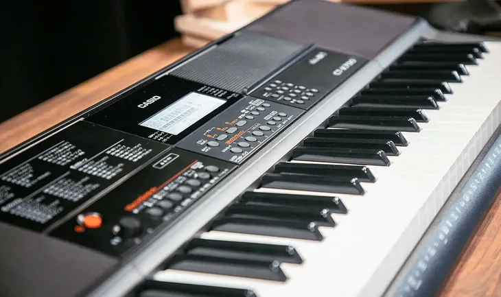 keyboard-casio-ct-x700-autoryzowany-sprzedawca-wysokosc-produktu-10-9-cm