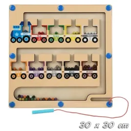 duzy-drewniany-labirynt-uczy-liczenia-montessori-pociag