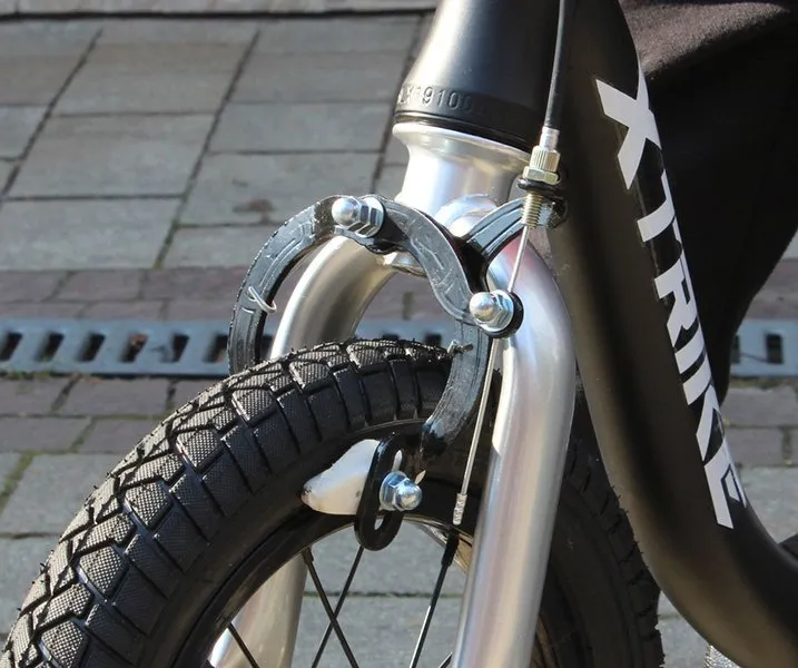 rowerek-biegowy-xtrike-race-stan-nowy