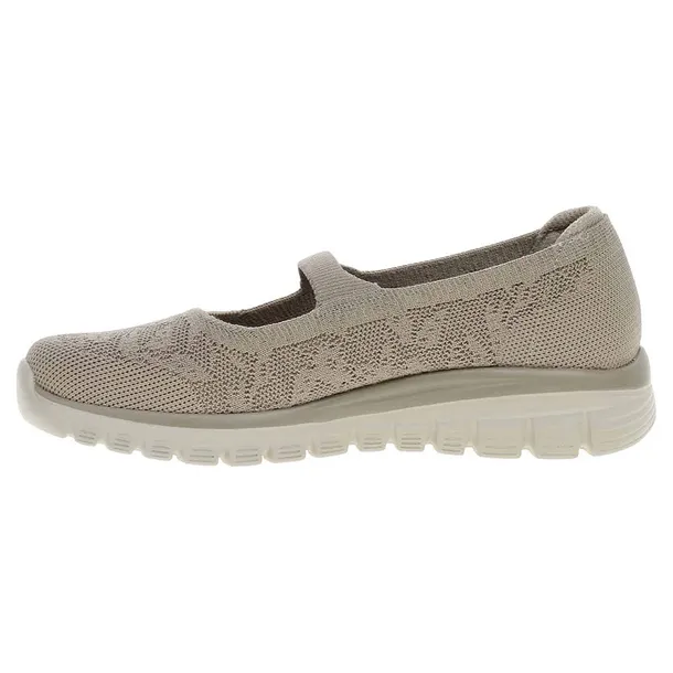 graceful-marka-skechers