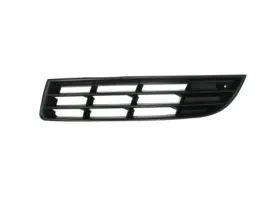 atrapa-kratka-zderzak-dol-przod-vw-passat-b6-05-10-bez-otworu-halogen-lewa