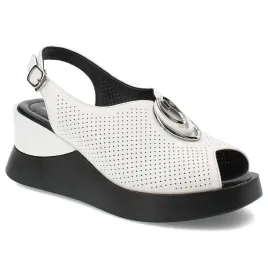 sandaly-artiker-54c1352-bialy