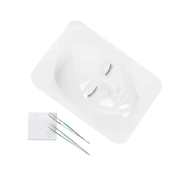 model-head-glowa-do-cwiczen-marka-looksus-lashes