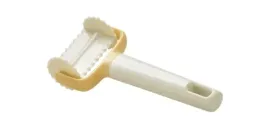 wykrawacz-kwadratow-z-falistym-brzegiem-tescoma-7-x-7-cm