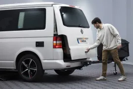 box-na-hak-holowniczy-do-kampera-busa-towbox-camper-short-330l-odchylany
