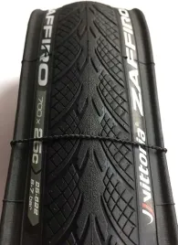 vittoria-zaffiro-opona-skladana-700x25-25-622-5-7-bar-70-100-psi