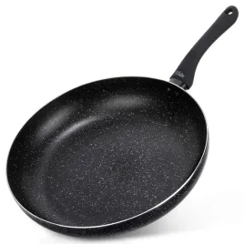 patelnia-granitowa-black-line-32-cm-vilde-199117-5900670105362