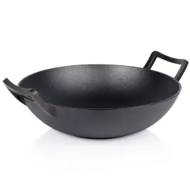 patelnia-wok-zeliwna-cast-line-36-cm-vilde-199100-5900670102330