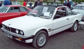 bmw-e30-reperaturka-blotnika-lewy-tyl-2d-82-87-austria